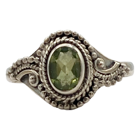 Peridot Radiance Ring