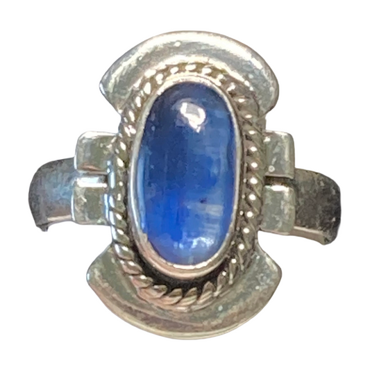 Kyanite Courage Ring